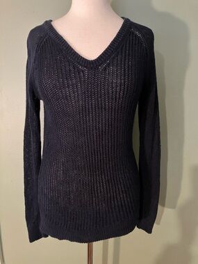 Women's Ann Taylor Loft Navy V-Neck Sweater Medium